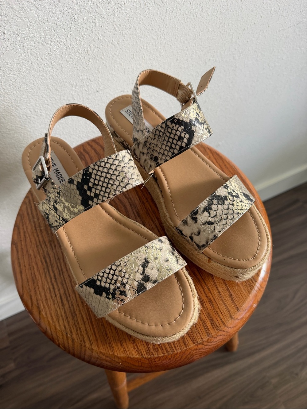 NWOT Steve Madden Fifer Espadrille Platform Sandals